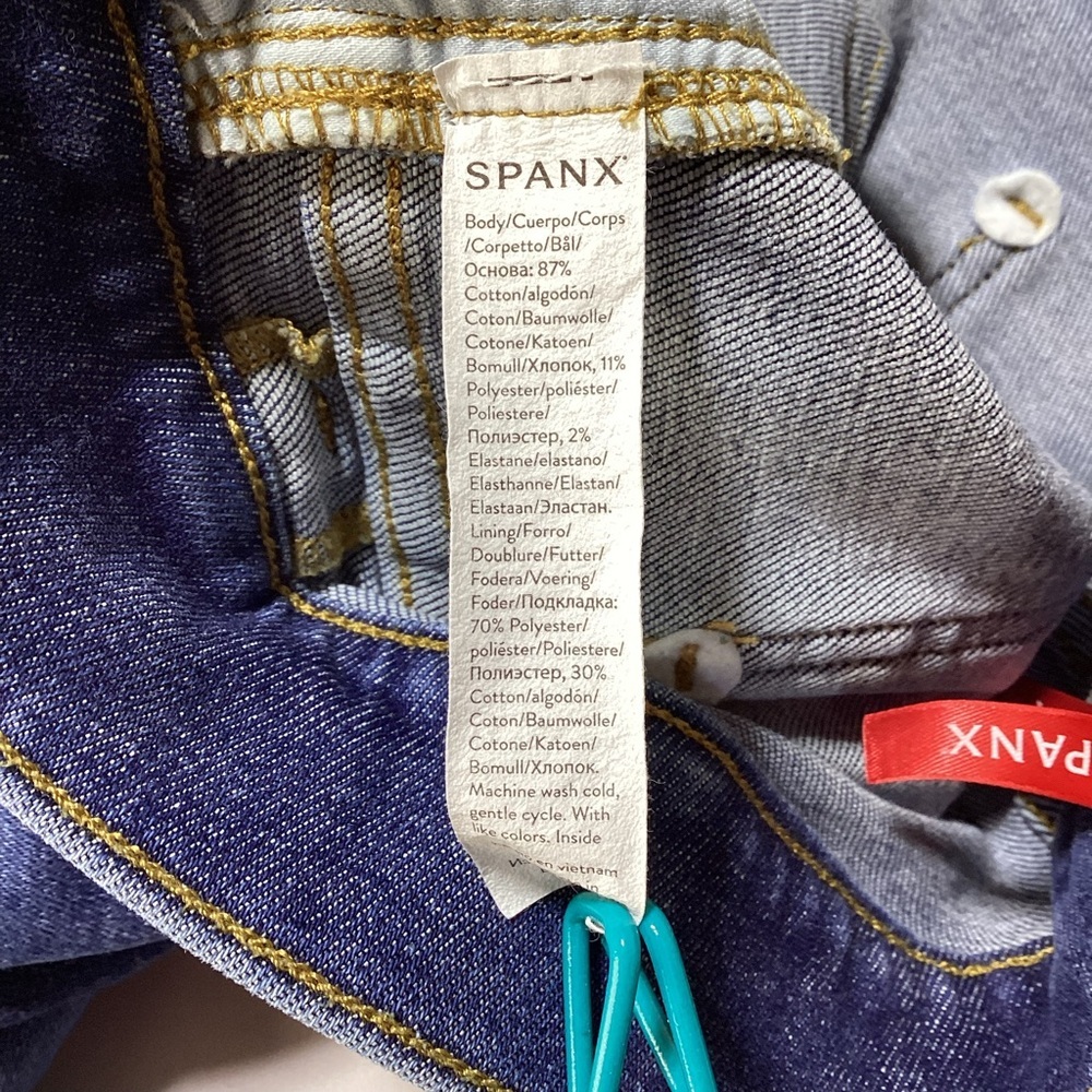 SPANX Pull-on Dark Blue Flare Jeans with Patch Pockets - Picture 5 of 12